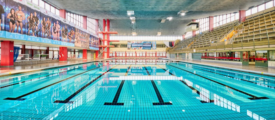 Sport- und Lehrschwimmhalle Schöneberg - Berliner Bäder - Berlin 1 AF1QipOL hZ3FtF47vDoM2dgJgk JcWmSfZ6 kI7KrJ w547 h240 k no