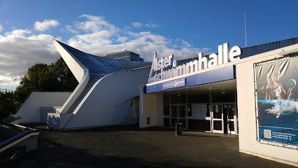 Bäderland Alsterschwimmhalle - Hamburg 1 AF1QipOxAEHdbRJfN94zg25pBNnLmwVXuc5P0jpSH4 pw426 h240 k no