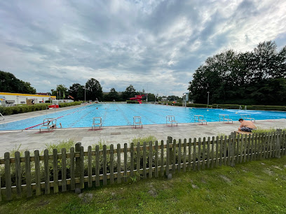 Johann-Rasenack-Freibad-Jever - Jever 1 AF1QipMEUp48OE vJOCz1PsovBADWoeppGaqLX1JxgWtw408 h306 k no