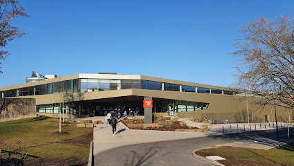 Freizeitbad Nautiland - Würzburg 1 AF1QipOSAHyr1YkjhpE63f8OY3BVVEHxUm5f3L4sab Tw426 h240 k no