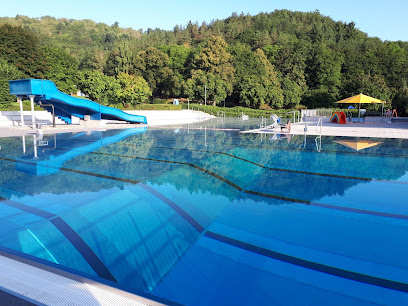 Freibad In der Heimbach - Meisenheim 1 AF1QipP55UW3xMSXBcdlPGa iJS26WvRwRU vlN77rPBw408 h306 k no