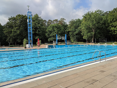 Waldfreibad Rodenbach - Rodenbach 1 AF1QipMSbWsP7cwV5rKfema7K6R0AtJ2l9q8LzwUc8Daw408 h306 k no