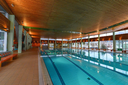 Alpspitz-Wellenbad - Garmisch-Partenkirchen 1 AF1QipOOSKelq2PQvpB7V30ImeZOemeRawH4CEcPZrbHw408 h272 k no