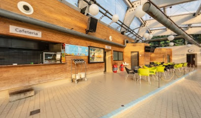 Sport- und Wellnessbad Kelsterbach (Geöffnet: Bad bis 21 und Sauna bis 22 Uhr, Sauna Mo, Mi und Fr erst ab 12 Uhr geöffnet) - Kelsterbach 1 AF1QipP6nV df1zgtGUovQnQekSkKh9rxw LYcjlL3xAw408 h240 k no pi 0 ya136.53291 ro 0 fo100