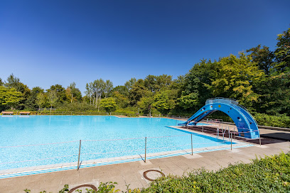 WasserWelten Bochum - Hallenfreibad Hofstede - Bochum 1 AF1QipPuDsaI7jcnW1fBShE95IiYtls8hf4ihvNSfrU3w408 h272 k no